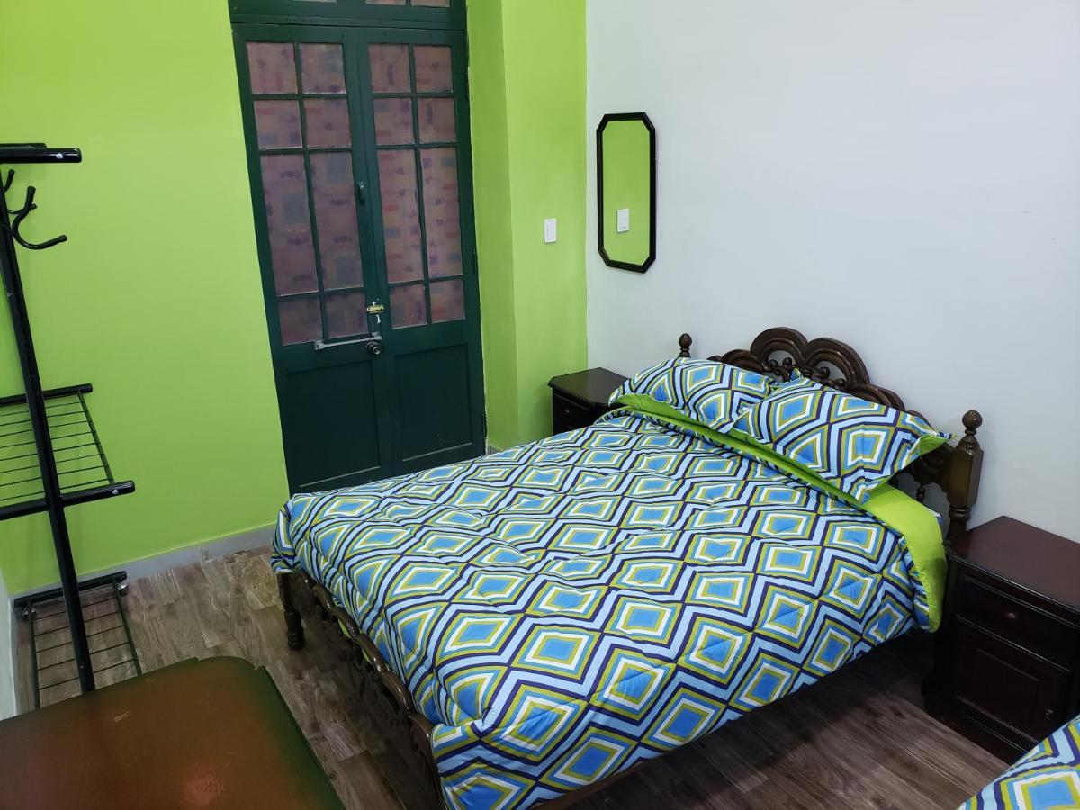 Saint Peter'S Llama Hostal ลาปาซ ภายนอก รูปภาพ
